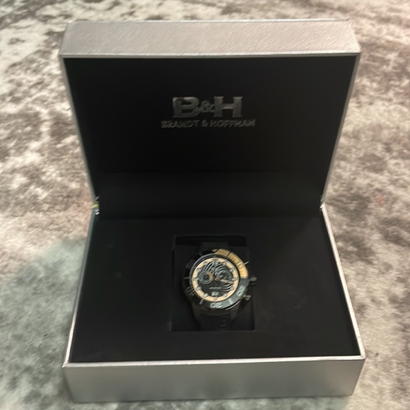 ‼️SOLD‼️Brandt & Hoffman Epicenter Men’s Diver Watch - Picture 7 of 8